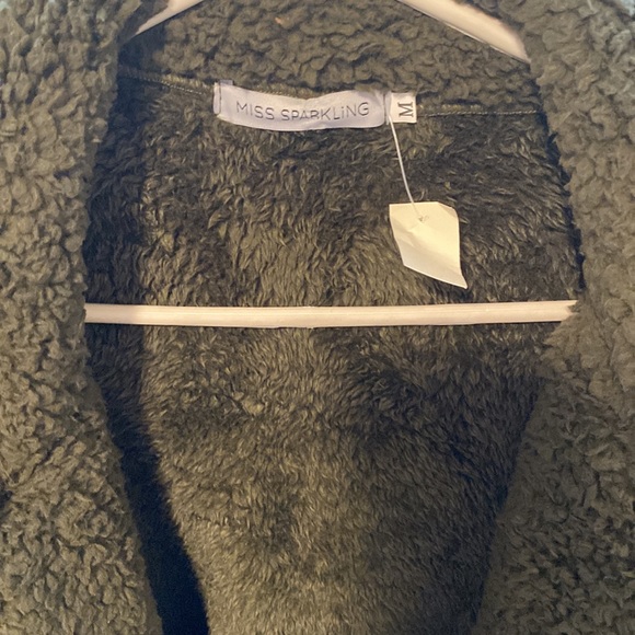 Super soft lightweight Army green jacket - Picture 3 of 4